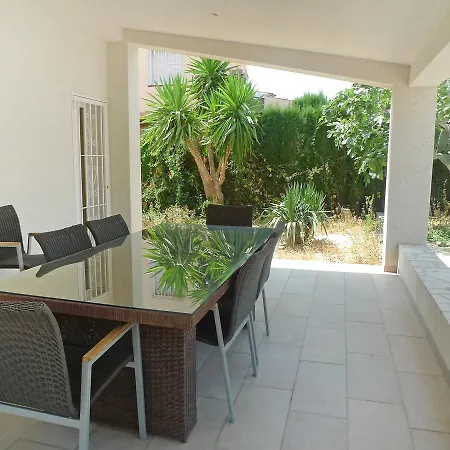 Villa Urb Ampolla Mar *