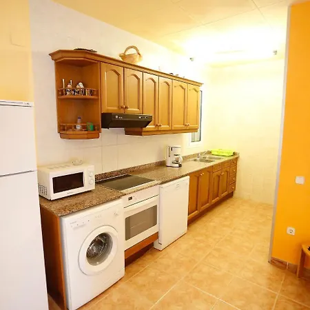 Urb Ampolla Mar Villa *