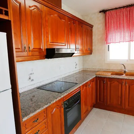 Urb Ampolla Mar Villa *